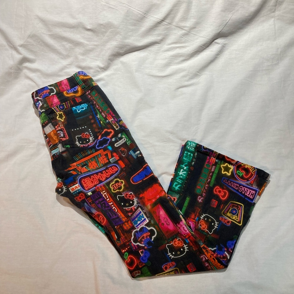 Women’s Dolls Kill Hello Kitty Pants, Size medium